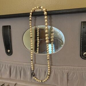 Elegant Pearl Necklace
